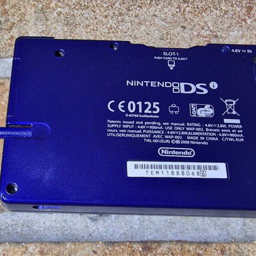 Nintendo DSi blue matte like new with case and papers
