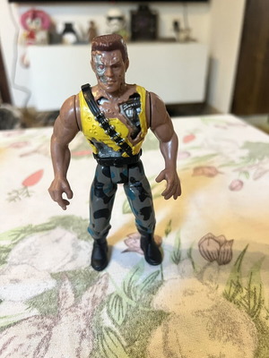 Terminator figure