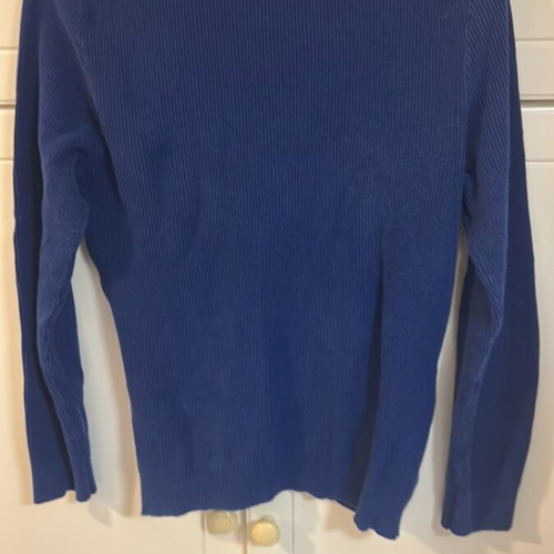 Zara men's blue sweater used, size S