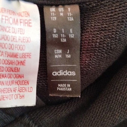 Adidas kids hoodie used, size 11-12 years, black