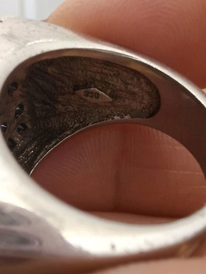 Ασημένιο δαχτυλίδι 950 μεγάλο βαρύ με μαύρες πέτρες καινούργιο
