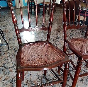 3 καρέκλες αντίκα από ανακατασκευή, σε άριστη κατάσταση.