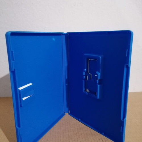 Mortal Kombat PS Vita case and cover used, no game included