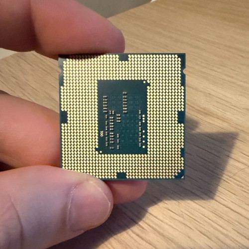 Intel Core i3-4150 CPU 3.50GHz for socket 1150 like new