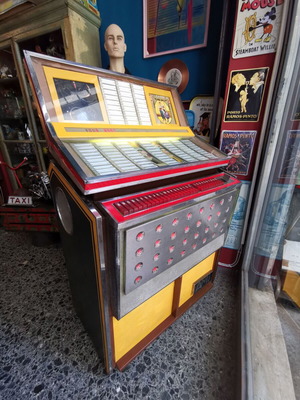 Jukebox Rowe Ami Model JBM Tropicana 1963 μεταχειρισμένο με ελληνικά και ξένα δισκάκια 45 στροφών