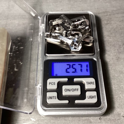 Stainless steel chain solid like new 25.71g