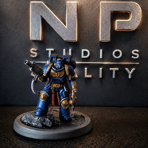 Space Marine Warhammer figure new, collectible, 14x15x15 cm
