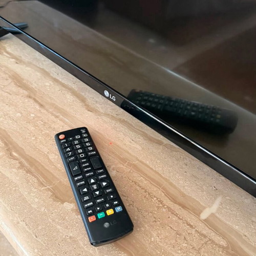 LG TV 43 inches 43LF5100 used, Full HD, HDMI, USB, SCART