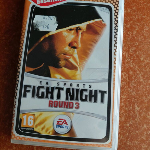 Fight Night Round 3 PSP like new, complete
