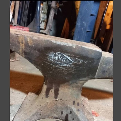 Swedish heavy-duty anvil 88kg in very good condition, collectible
