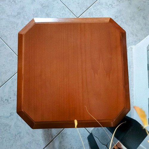 Coffee table like new, dimensions 46x46x40 cm