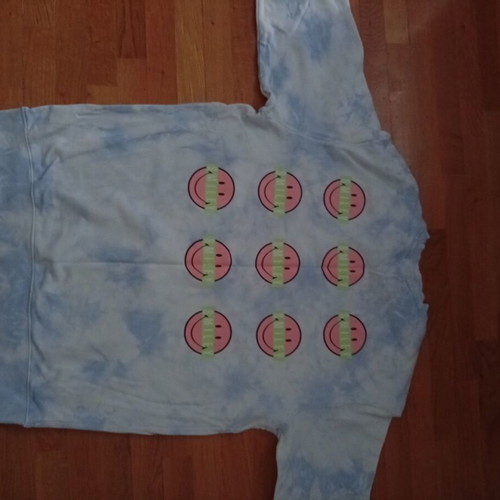 Smiley sweatshirt like new, size M/L, multicolor turquoise