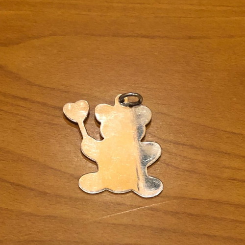 Silver pendant teddy bear with heart 925