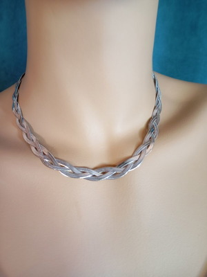 Stainless steel braided necklace new, silver color