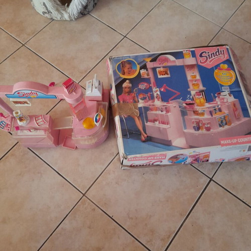 Sindy Make Up Counter 1991 Like New