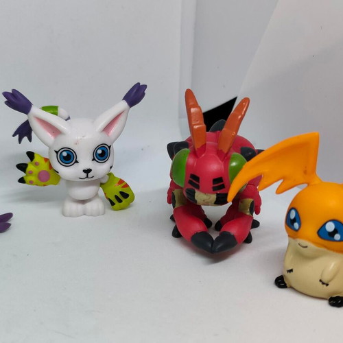 Digimon collectible figure set of 9 pieces like new