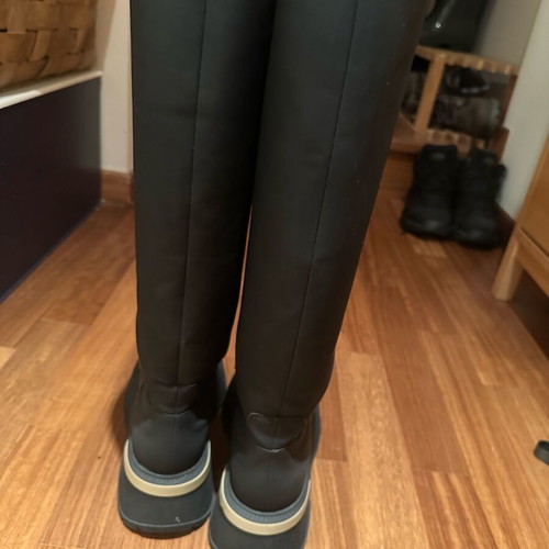 Zara Rubberized Boots Size 38 Like New, Waterproof Platform
