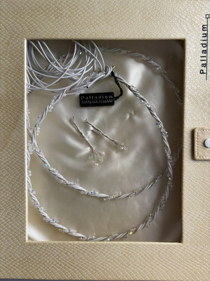 Wedding Stefana crowns new, white and silver shades with box and pins