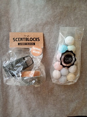 Scentblocks sandalwood aromatic cubes new, handmade, set of 2