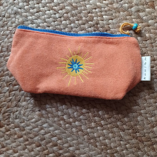 Vichy toiletry bag