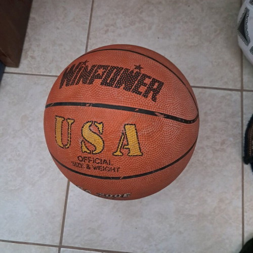 Usa basketball ball used, in excellent condition