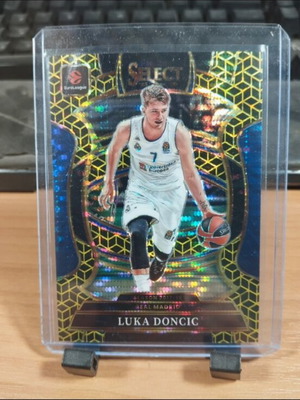 Luka Doncic Select κάρτα μπάσκετ 10/10