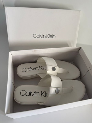 Calvin Klein Kimmy Nappa VIP Smooth leather mules, white