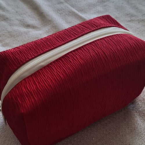 Cosmetic bag new