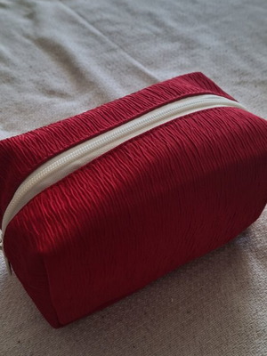 Cosmetic bag new