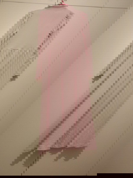Midi ρομαντικό ροζ κουφετι φόρεμα selected femme medium αφορετο με το καρτελακι του