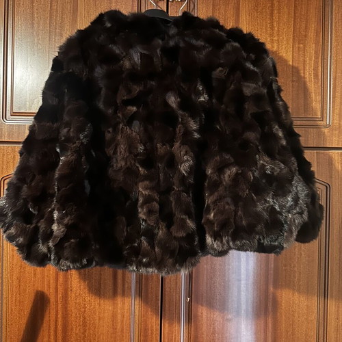 Sable furs cape like new, brown