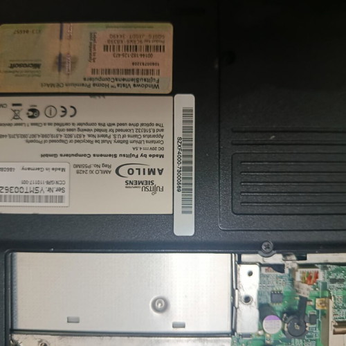 Fujitsu Siemens Amilo Xi 2428 laptop used, for spare parts, no CPU or RAM