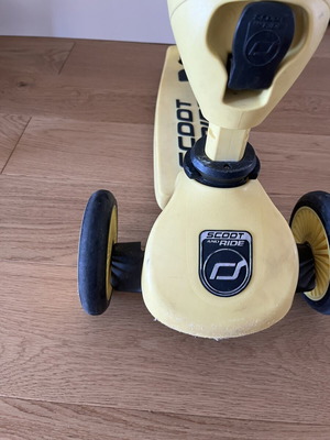 Scoot & Ride Kids Scooter Highwaykick 1 3-Wheel used, yellow