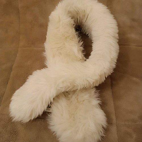 Zara fur neck warmer like new, beige