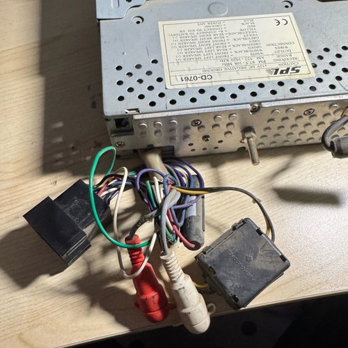 SPL CD-0761 radio CD used with flip-down front and full wiring