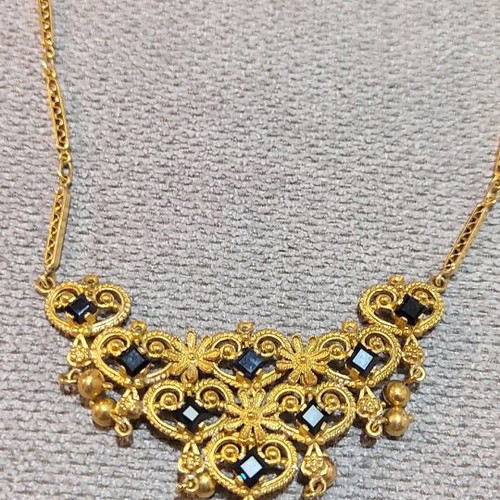 Vintage jewelry set 1978 18k gold with black sapphires like new