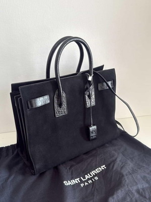 YSL Saint Laurent Sac de Jour σουέντ τσάντα χειρός, μεσαία, μαύρη