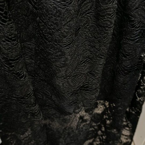 Long lace skirt like new, black