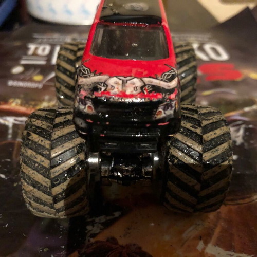 Monster truck like new