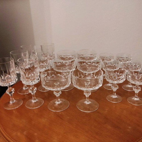 Vintage wine, liqueur and cocktail glasses like new, set of 18