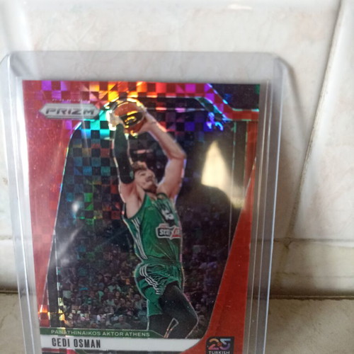Cedi Osman Red Prizm Panini card new