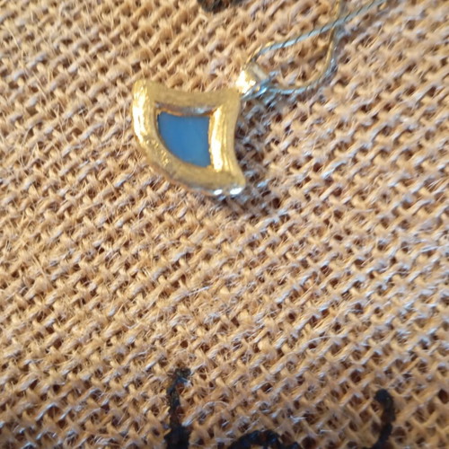Monet.ine vintage pendant necklace used, blue and gold
