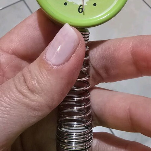 Metal desk clock with spring new, analog