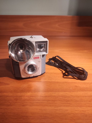 Kodak Brownie Starmite camera like new with strap