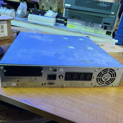APC Smart-UPS 750VA used