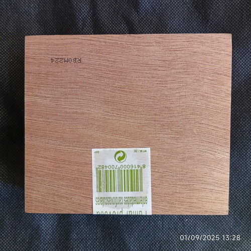 Montecristo wooden box authentic, like new condition