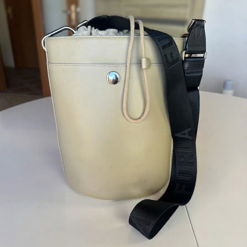 Furla Lipari bucket bag beige leather