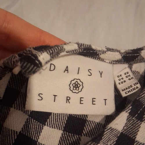 Daisy Street Gingham Sleeveless Dress with Ruffles used