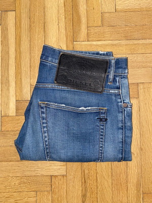 Diesel Jean men's size 34 like new, blue