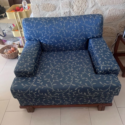 Living room set used with three-seater, two-seater and armchair